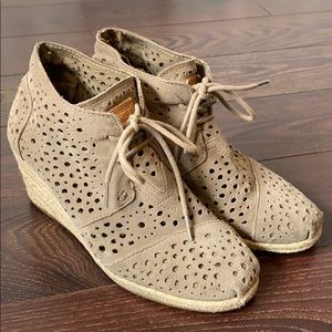 Toms Morocco Wedges